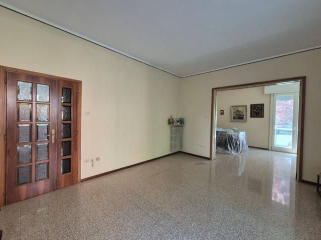 Appartamento in vendita a Reggio Emilia RE