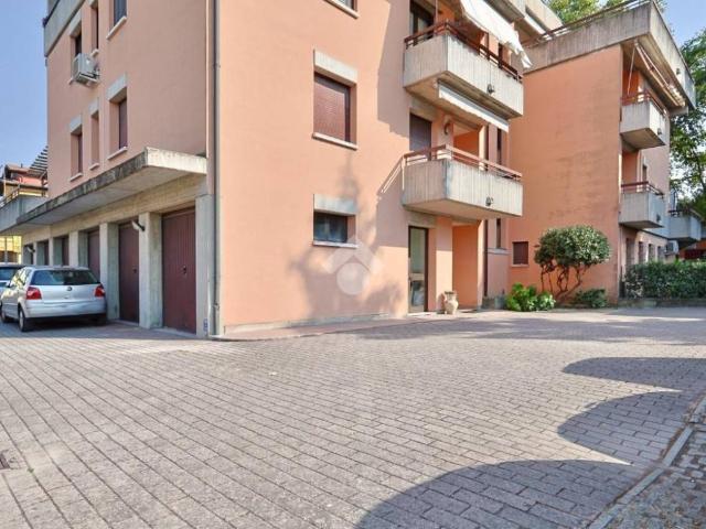 Appartamento in vendita a Reggio Emilia RE