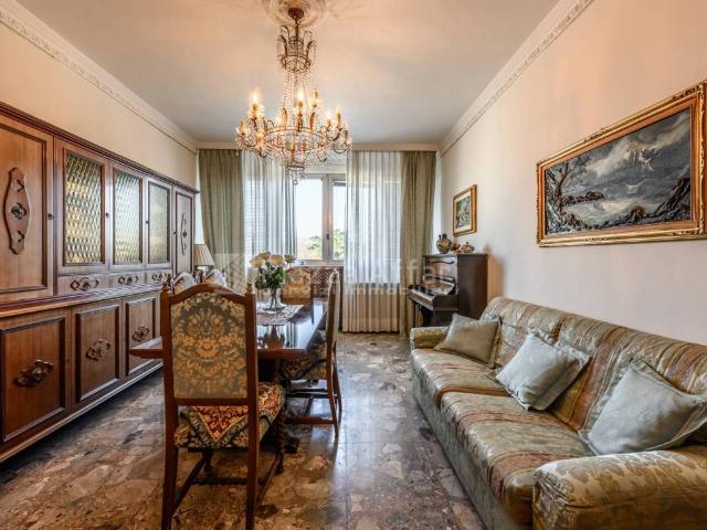 Appartamento in vendita a Reggio Emilia RE