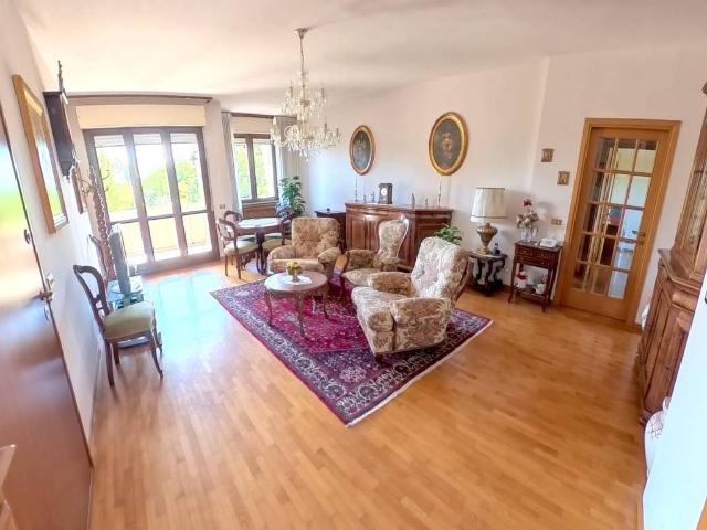 Appartamento in vendita a Reggio Emilia RE