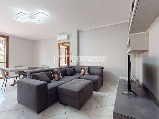 Appartamento in vendita a Reggio Emilia RE