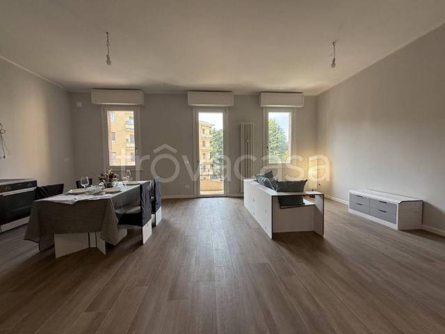 Appartamento in vendita a Reggio nell'Emilia, Mirabello