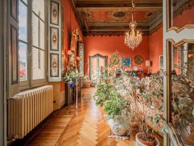 Appartamento in vendita a Reggio nell'Emilia, Centro Storico