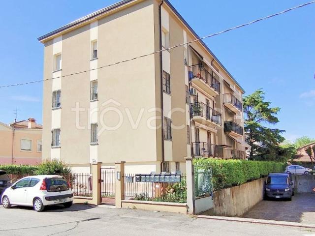 Appartamento in vendita a Reggio nell'Emilia via Girolamo Frescobaldi, Regina Pacis