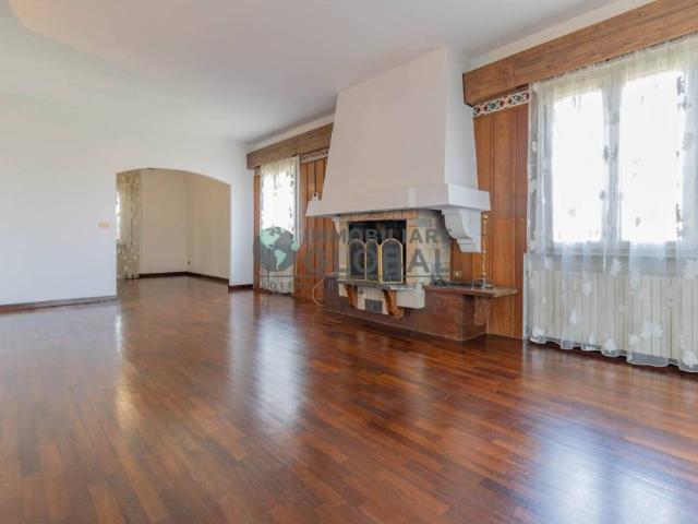Appartamento in vendita a Reggio nell'Emilia via Niccolò Paganini, Regina Pacis
