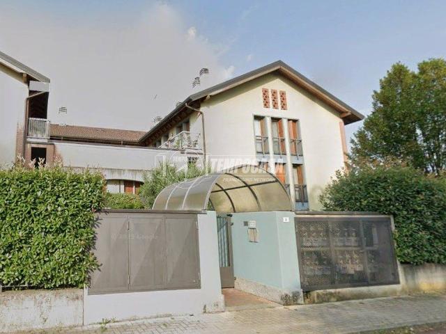 Appartamento in vendita a Rescaldina MI