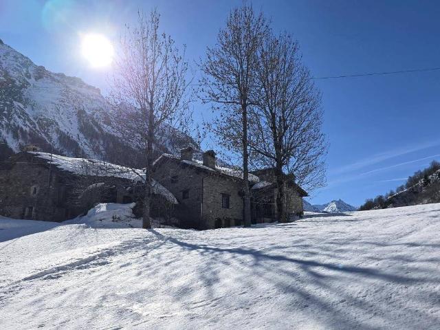 Appartamento in vendita a Rhemes Saint Georges AO