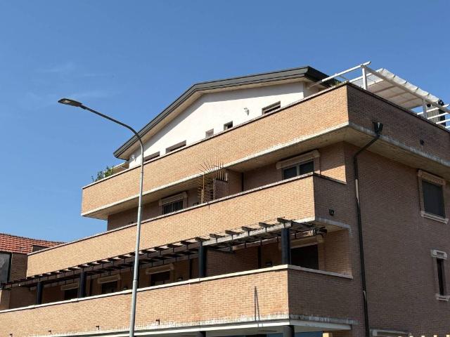 Appartamento in vendita a Rho MI
