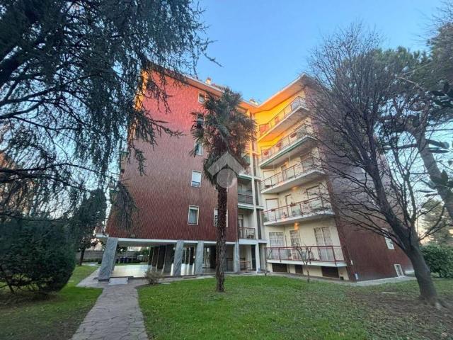 Appartamento in vendita a Rho MI