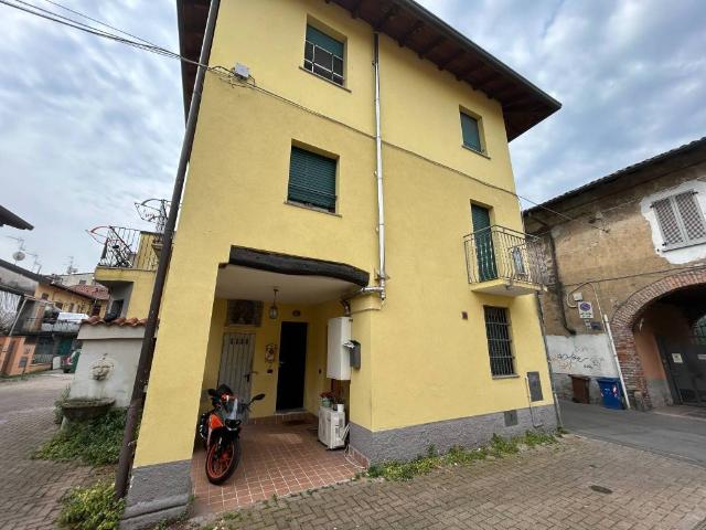 Appartamento in vendita a Rho MI