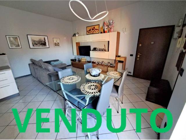 Appartamento in vendita a Rho MI