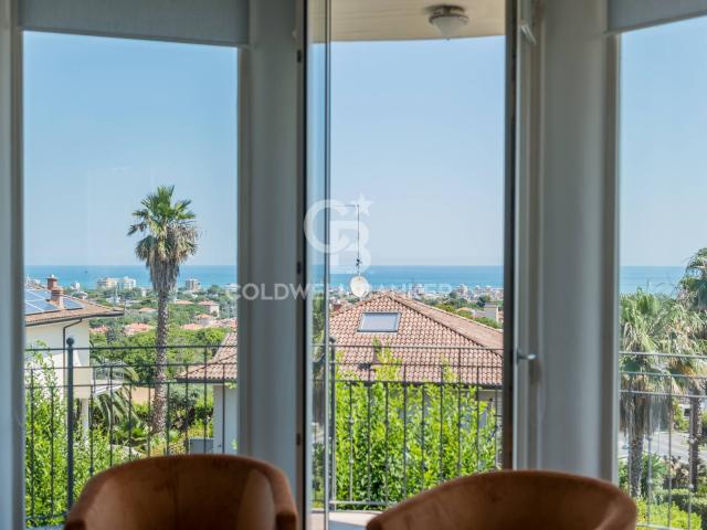 Appartamento in vendita a Riccione, COLLE DEI PINI