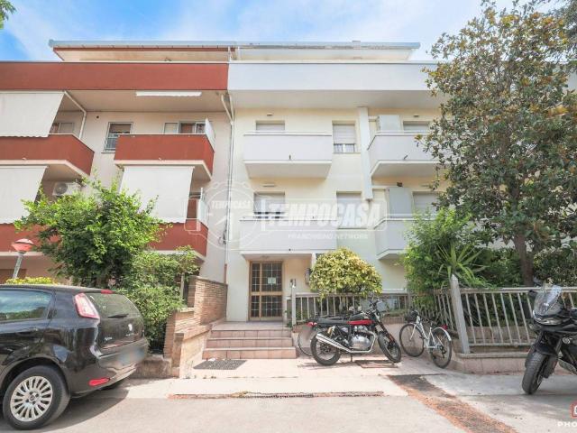 Appartamento in vendita a Riccione RN