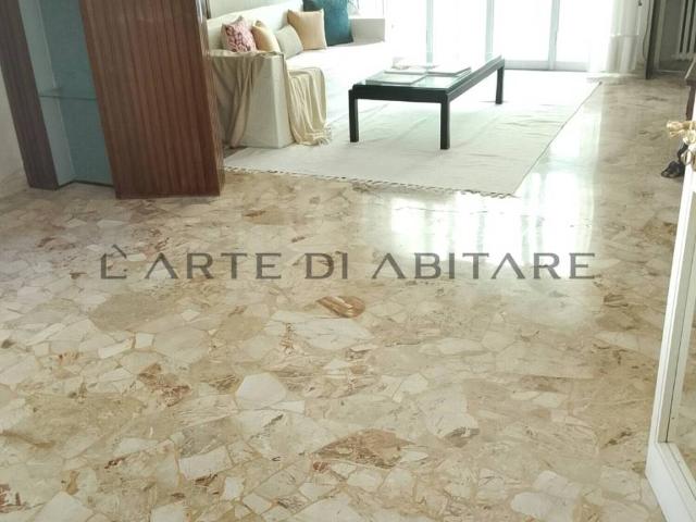 Appartamento in vendita a Riccione RN