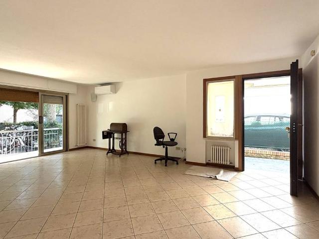 Appartamento in vendita a Riccione RN