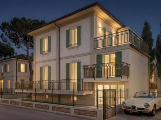 Appartamento in vendita a Riccione