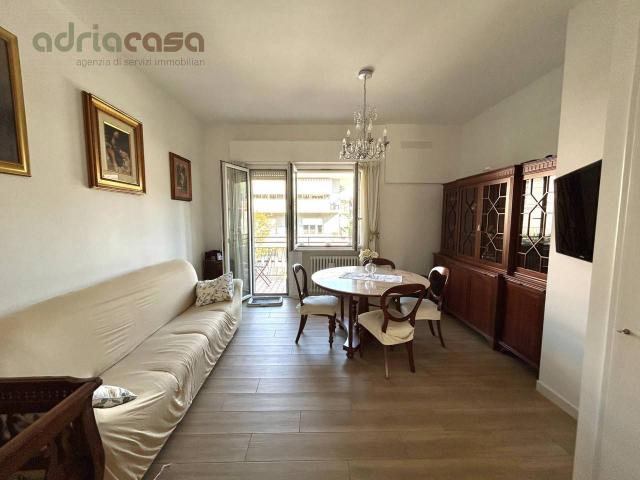 Appartamento in vendita a Riccione