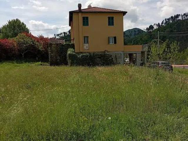 Appartamento in vendita a Riccò del Golfo di Spezia SP