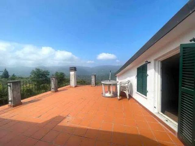 Appartamento in vendita a Riccò del Golfo di Spezia SP