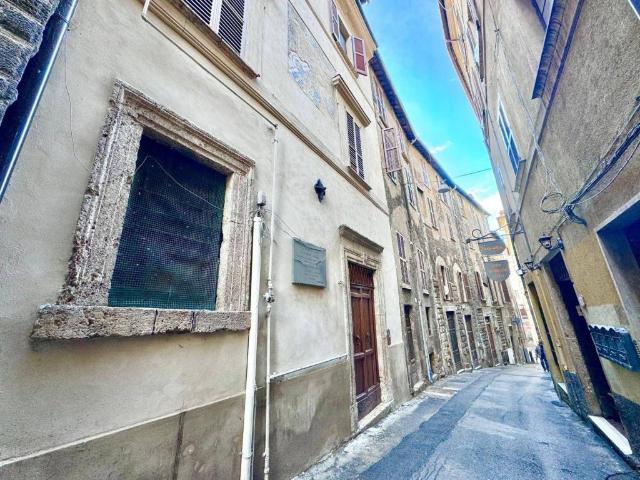 Appartamento in vendita a Rieti RI