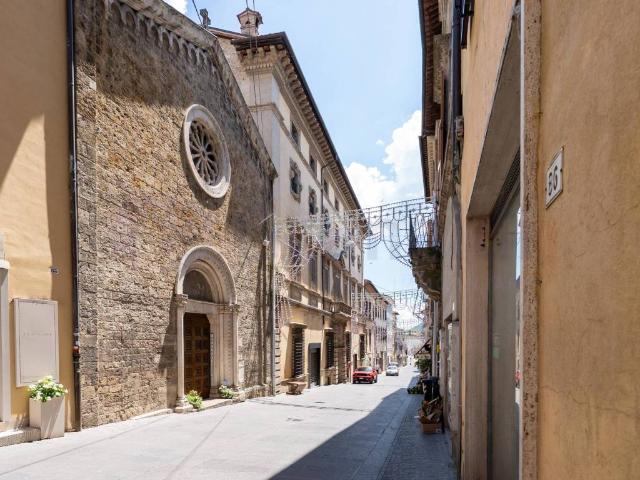 Appartamento in vendita a Rieti RI