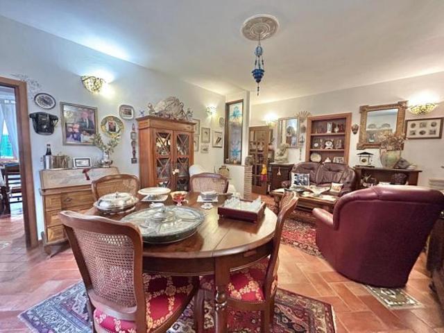 Appartamento in vendita a Rio 127 mq Rif: 1386395
