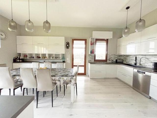 Appartamento in vendita a Ripoli Cerreto Guidi 160 mq Rif: 1347682