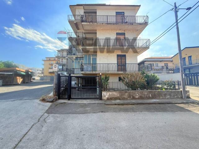 Appartamento in vendita a Riposto CT