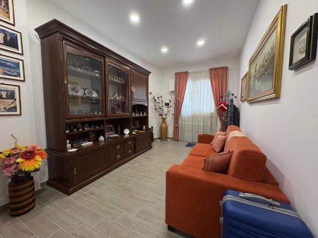 Appartamento in vendita a Riposto CT