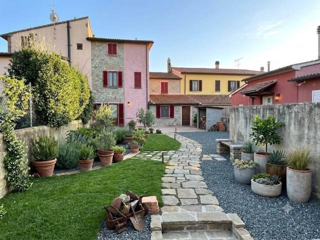 Appartamento in vendita a Riparbella PI