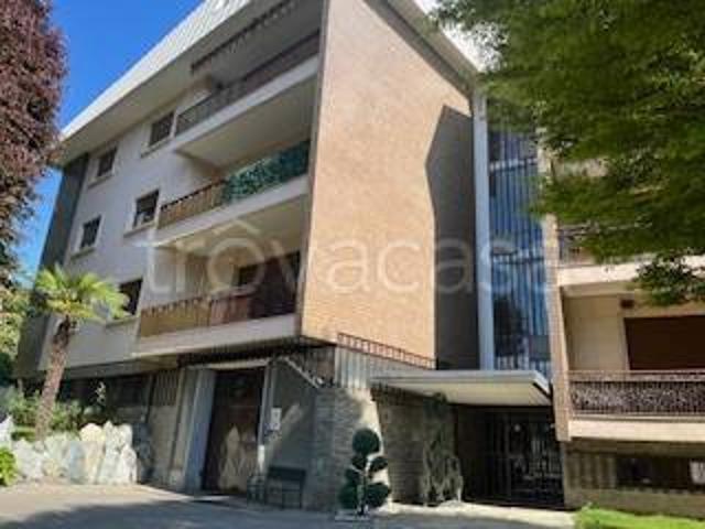 Appartamento in vendita a Rivoli via Giorgio Vecco, 35