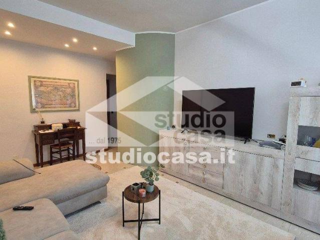 Appartamento in vendita a Rivolta d'Adda CR