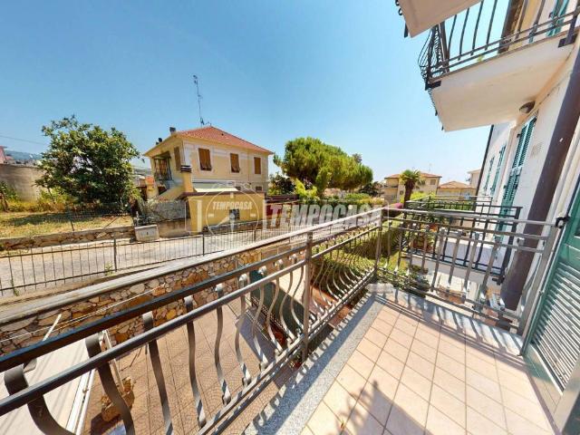 Appartamento in vendita a Riva Ligure IM