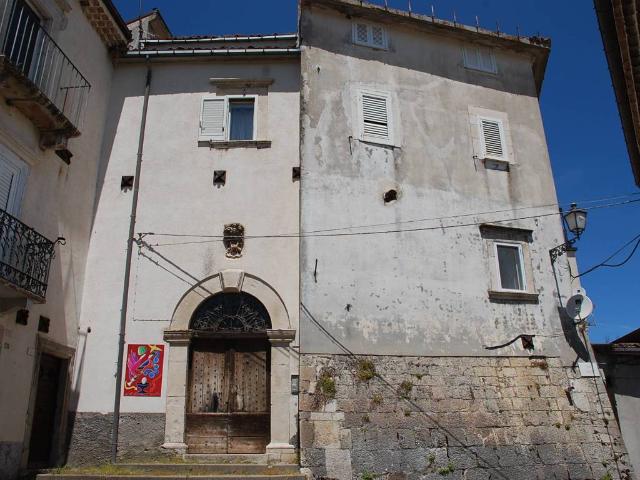 Appartamento in vendita a Rivisondoli AQ