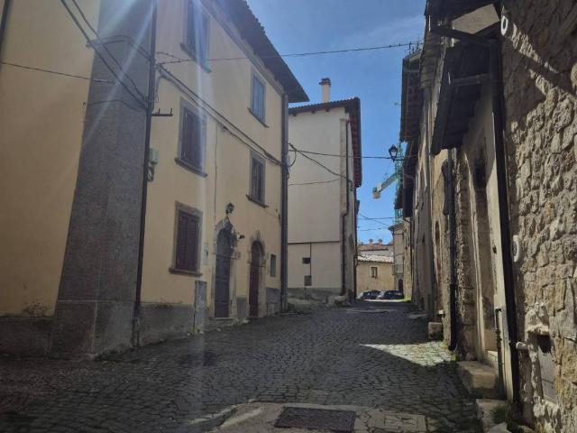 Appartamento in vendita a Rocca di Mezzo AQ