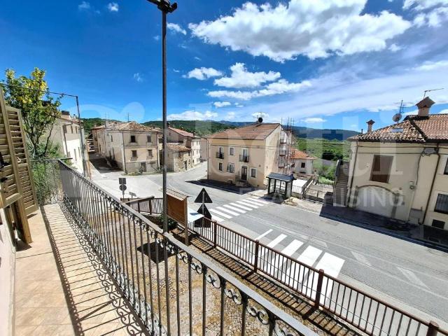 Appartamento in vendita a Rocca di Mezzo AQ