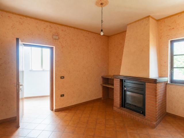 Appartamento in vendita a Roccadaspide