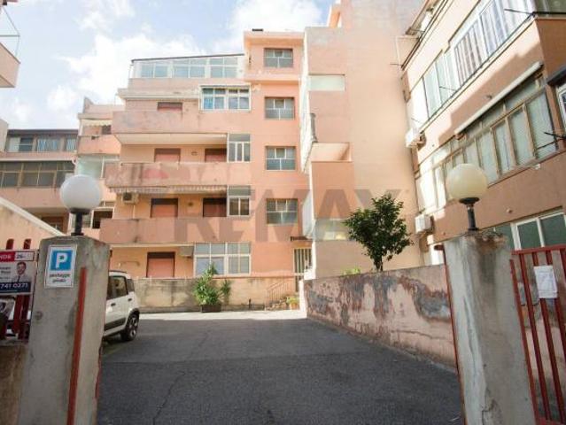 Appartamento in vendita a Roccalumera