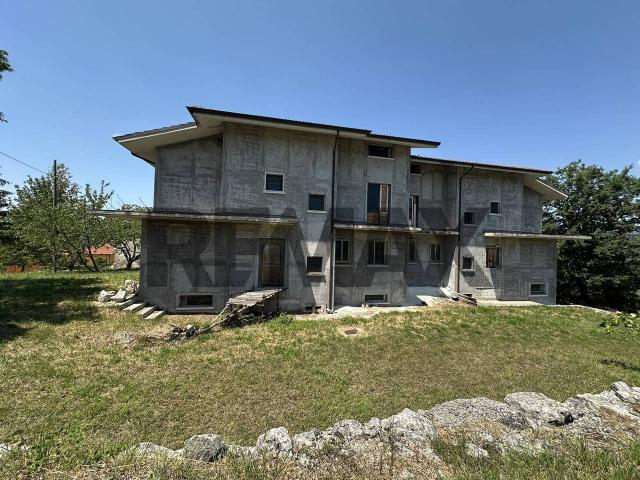 Appartamento in vendita a Roccasicura