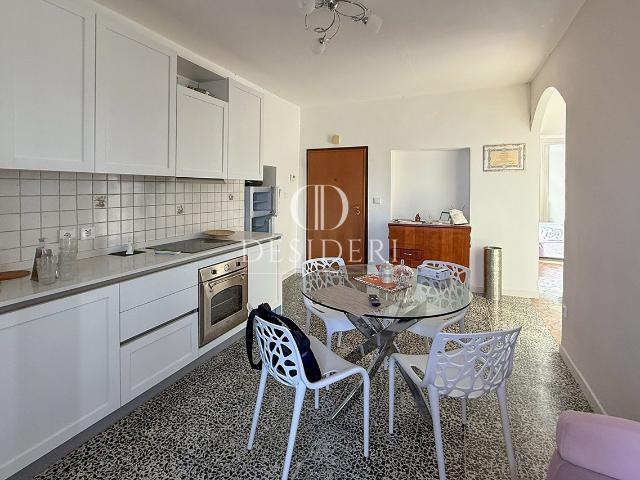 APPARTAMENTO in VENDITA a ROCCASTRADA CENTRO di 5 vani