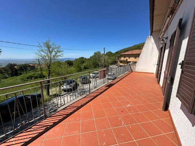 Appartamento in vendita a Roccastrada GR