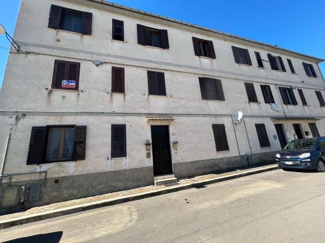 APPARTAMENTO in VENDITA a ROCCASTRADA RIBOLLA di 6 vani