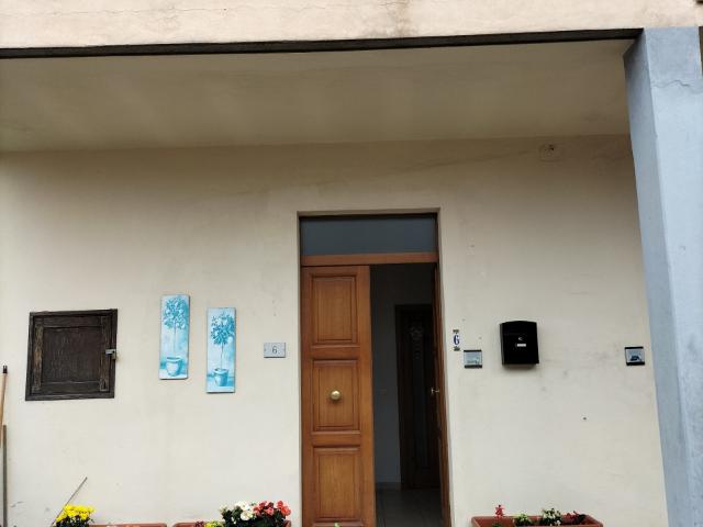 APPARTAMENTO in VENDITA a ROCCASTRADA ROCCATEDERIGHI di 7 vani