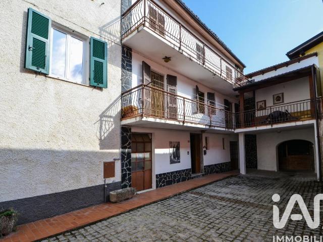 Casa indipendente in vendita a Roccavignale