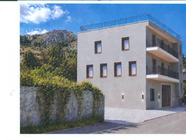 Appartamento in vendita a Roccella Ionica RC