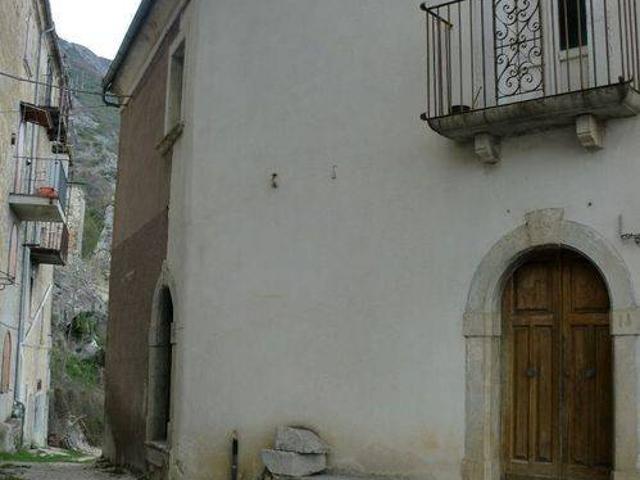 Appartamento in vendita a Rocchetta a Volturno IS