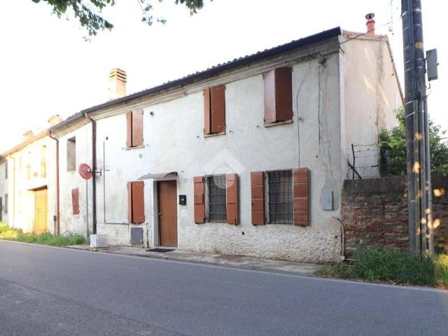 Casa indipendente in vendita a Rodigo MN