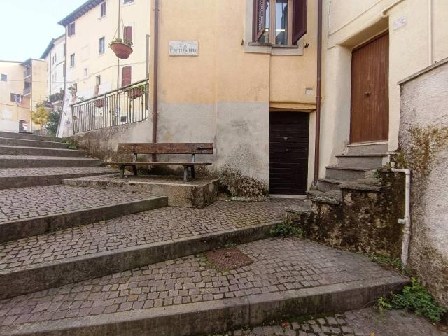 Appartamento in vendita a Roiate RM
