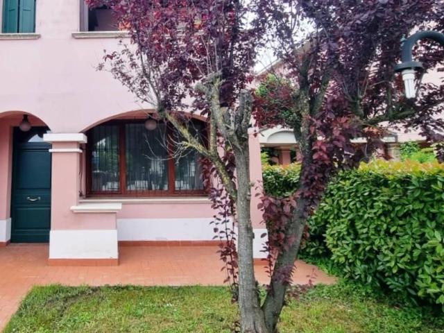 Appartamento in vendita a Rolo RE