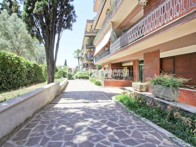 Appartamento in vendita a Roma